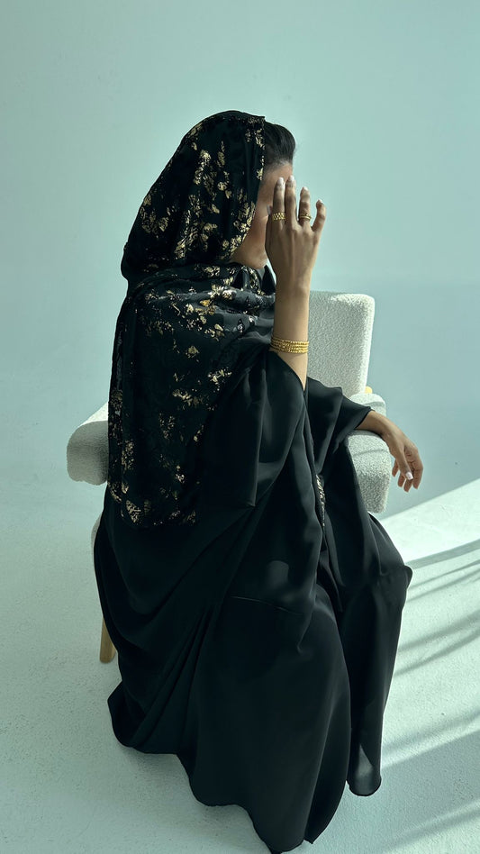 SU02 شيلة ذهبيه مع اسود